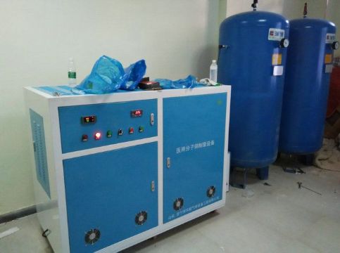 點(diǎn)擊查看詳細(xì)信息<br>標(biāo)題：云南永勝客戶(hù)定制的醫(yī)用分子篩制氧設(shè)備 閱讀次數(shù)：4308